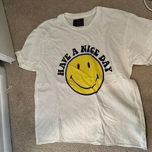 Smiley Retro Brand Tee Small New
